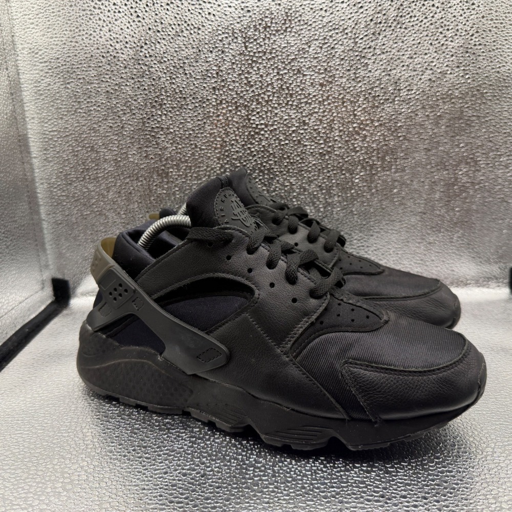 Size 12 Nike Air Huarache Sneakers Woman Black Excellent DH4439-001 Low Top